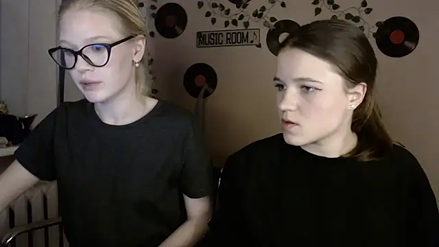 Riya_Vip's cam snapshot