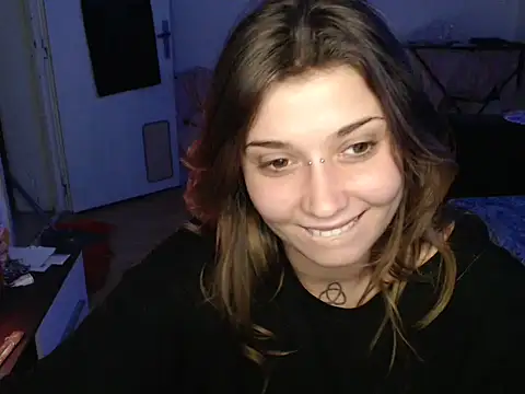 AlienforTwenty's cam snapshot