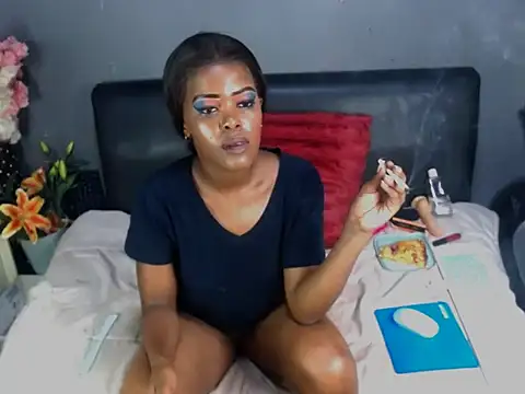 Ebonyteen18's cam snapshot