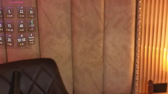 MeganIsPerfect's cam snapshot