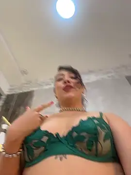 Hannahpradaa_'s cam snapshot