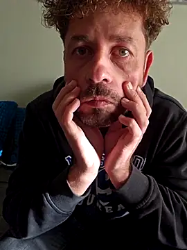 gbq19's cam snapshot