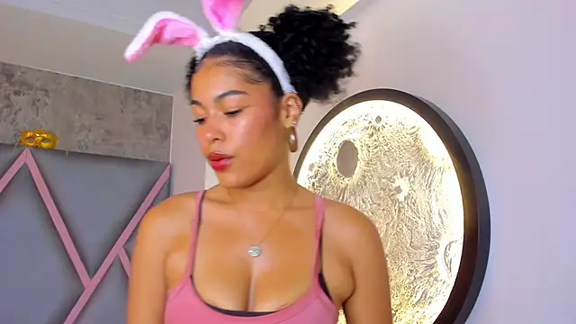 Baddie_Clhoe's cam snapshot