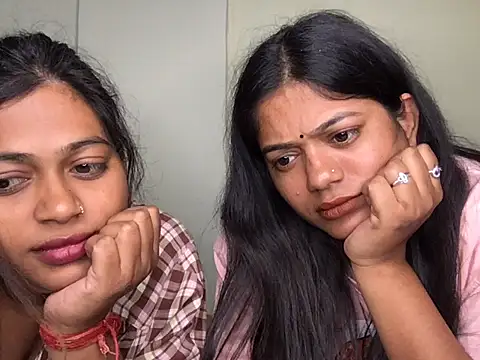 HoleyCoupon's cam snapshot