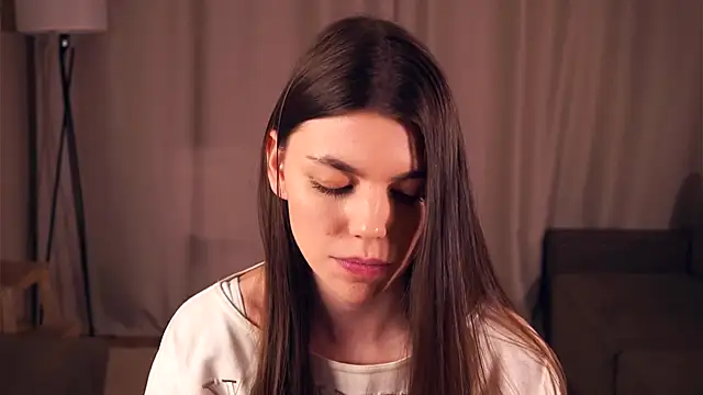 NeidaGowing live sex cam