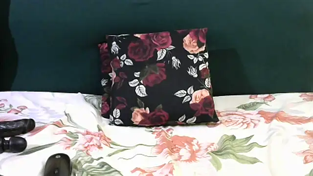 CherryZee live sex cam