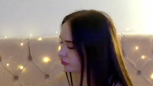 Lilliana_Moon live sex cam