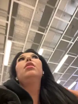 Tisha_Busty live sex cam