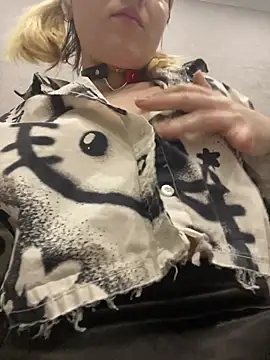 Cherry___Blossom live sex cam