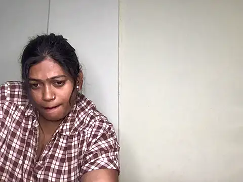 HoleyCoupon's cam snapshot