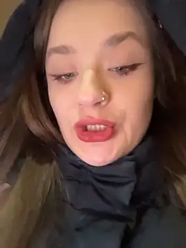 KittyQueeny live sex cam