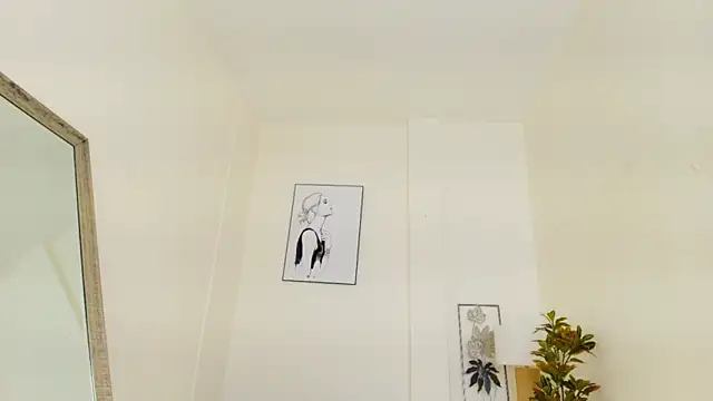 emy_barnert's cam snapshot