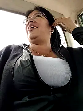 __valentina18 live sex cam