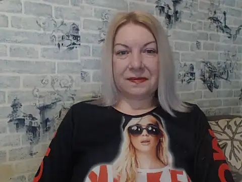 Lillia_Ray's cam snapshot