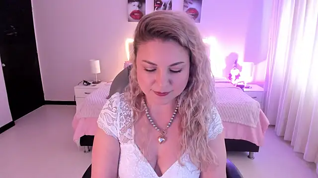 Violeta_Hotter's cam snapshot