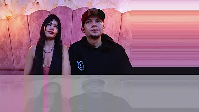 CharlotteandTaylorr live sex cam