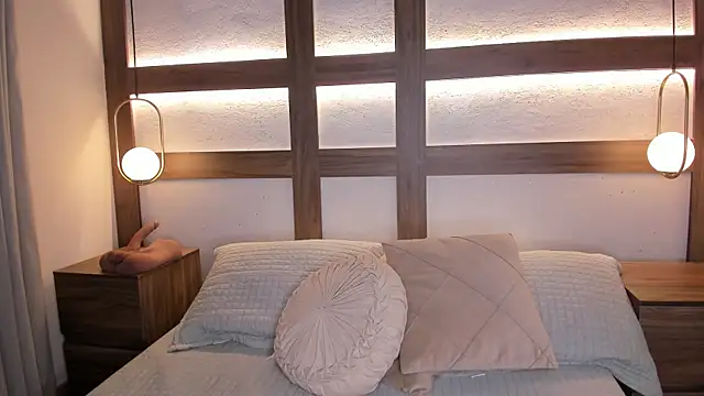 SarhaVega live sex cam