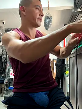 Paul22cm- live sex cam