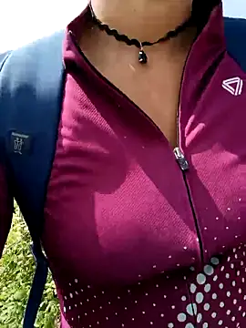 _andrea30 live sex cam