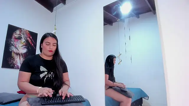 victoriia_munoz live sex cam