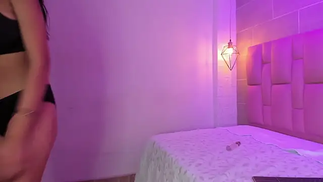 Ada-Sanchez live sex cam