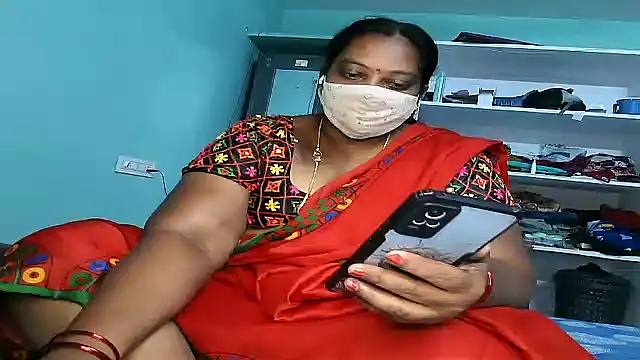 Honey__baby_'s cam snapshot