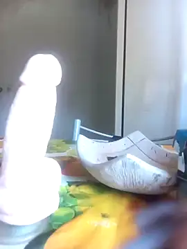 Milflucifer live sex cam