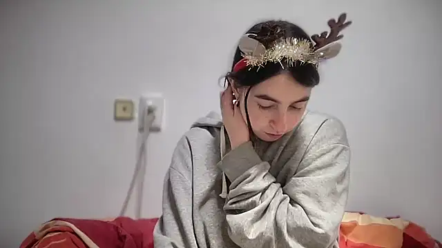 Aphr0ditee's cam snapshot