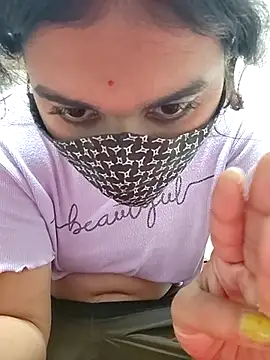 Cut_madhuri's cam snapshot