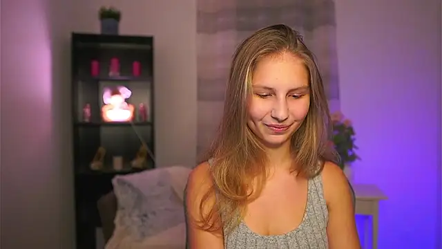 emmie_murray's cam snapshot