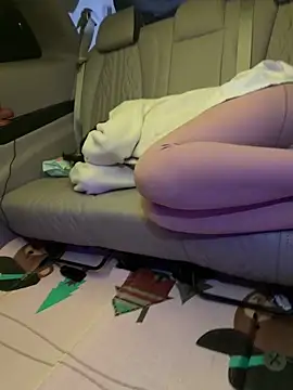 lilia2005 live sex cam