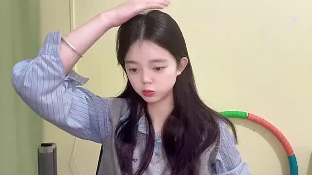 Nicole-13's cam snapshot