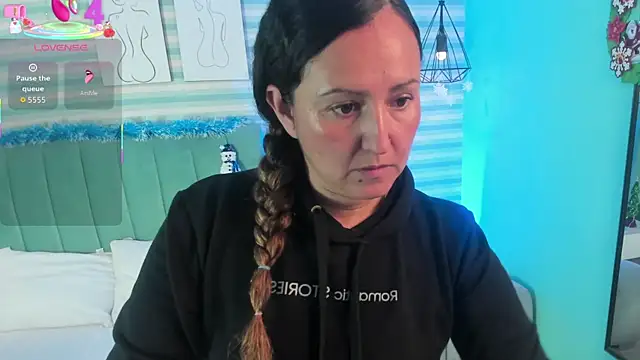 abby_apple's cam snapshot