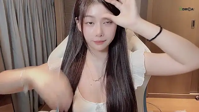 Makinghappymyself_'s cam snapshot