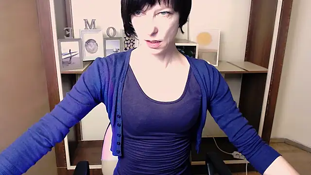 _AngeliaFlow_'s cam snapshot