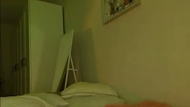 angleAndy live sex cam