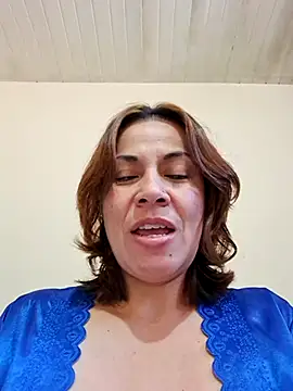 Zaralu_ live sex cam