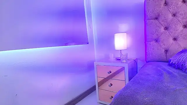 Julianaa_Castro_'s cam snapshot