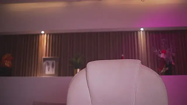 camila_martinez0's cam snapshot