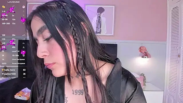 elodie_walker live sex cam