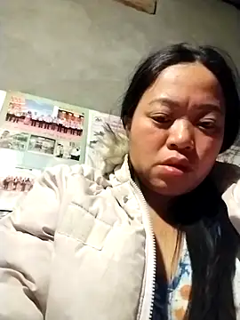 AlilaK2's cam snapshot