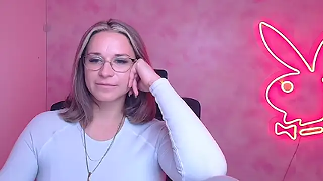 Melodie_Aster's cam snapshot