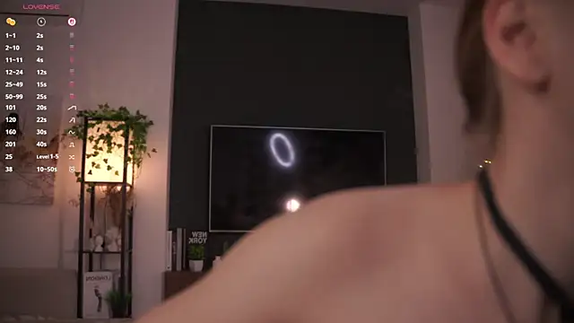 DaisyGulston's cam snapshot