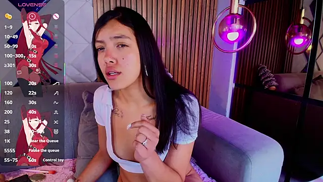 CinnamonHeat's cam snapshot