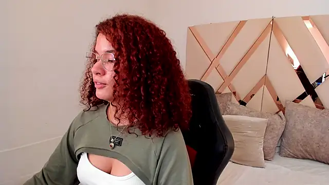 avrilwaynee's cam snapshot