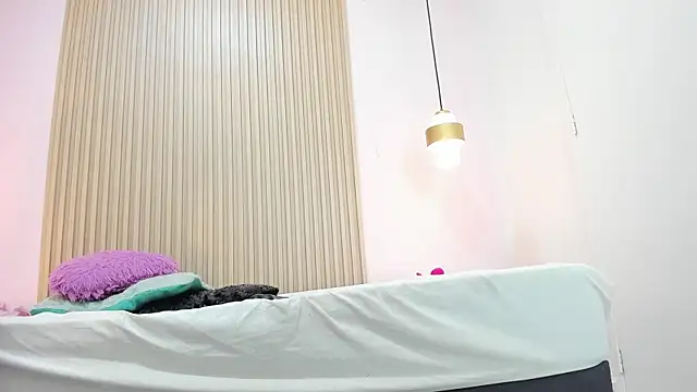 Izelevans's cam snapshot