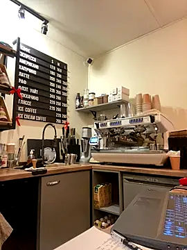 cinnabon_ live sex cam