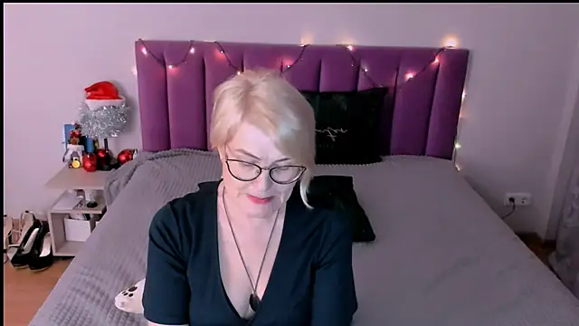 sabrinamacmarren's cam snapshot