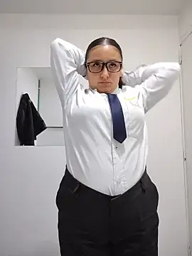 Cute_Penelope's cam snapshot