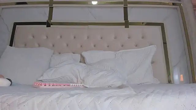 Cameron_Hearts's cam snapshot